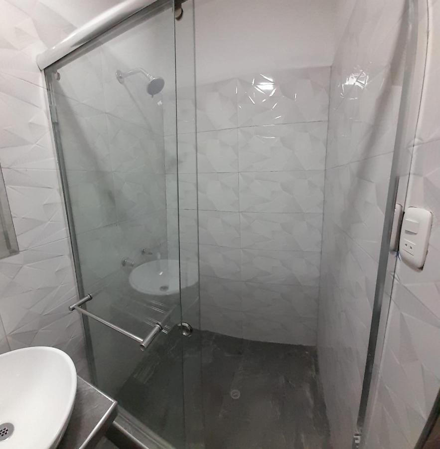 Ronald Hotel Churin Zewnętrze zdjęcie